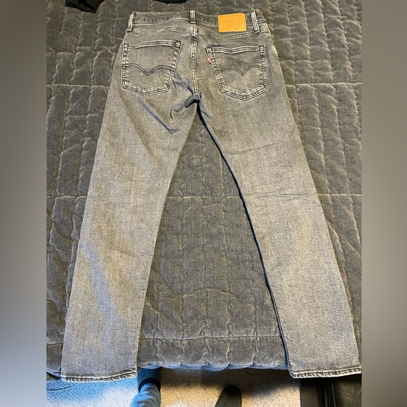 Black Levi’s 512 - Picture 2 of 3